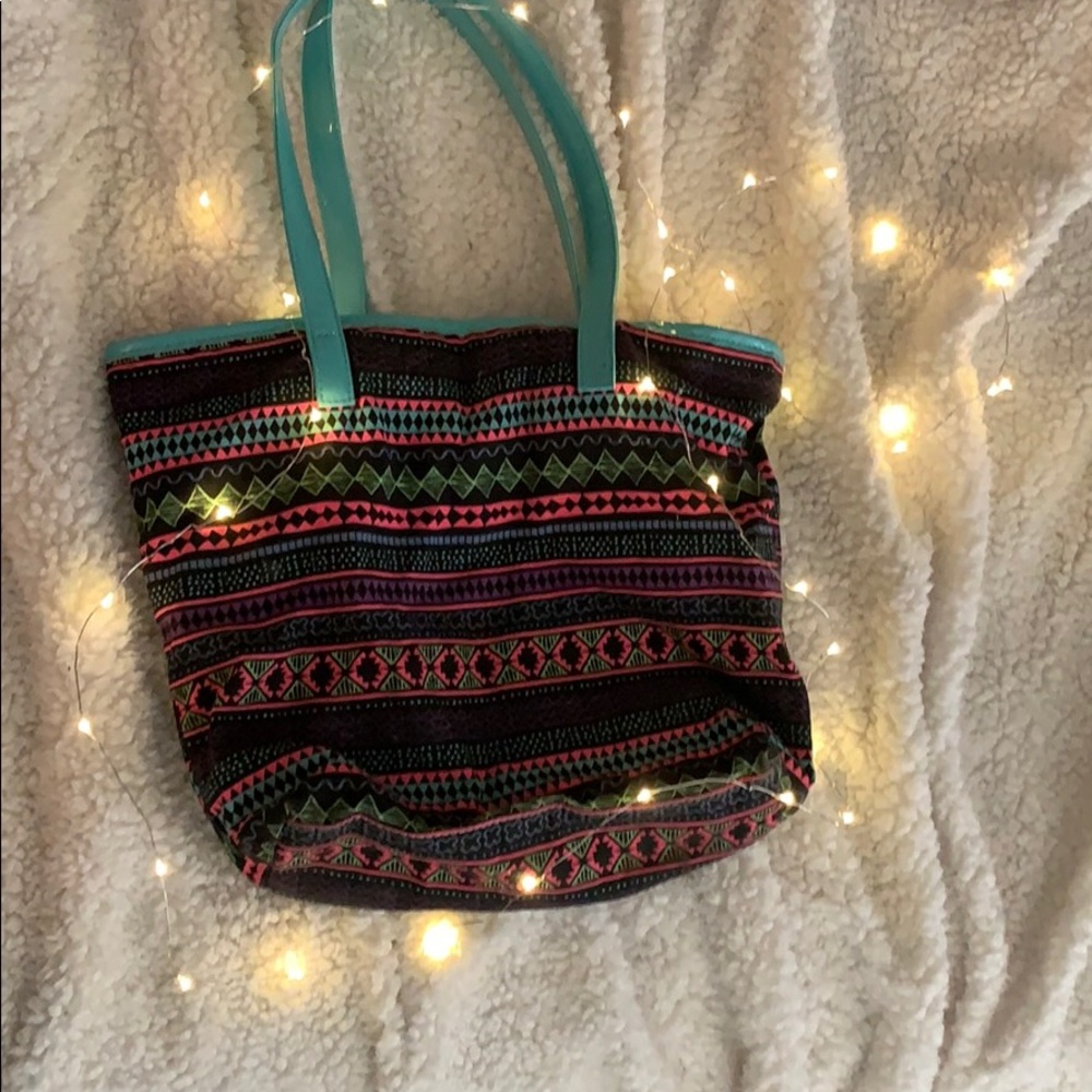 Tote bag